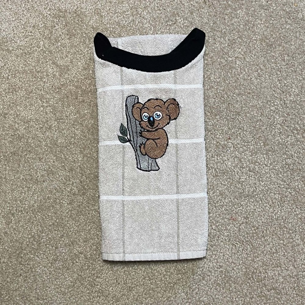NWOT Baby Towell Bib Embroidered 1 pk, age 1-5